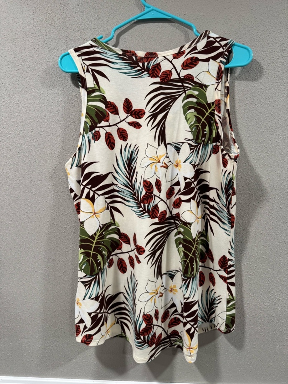 NWT LuLaRoe Tank - Picture 4 of 5